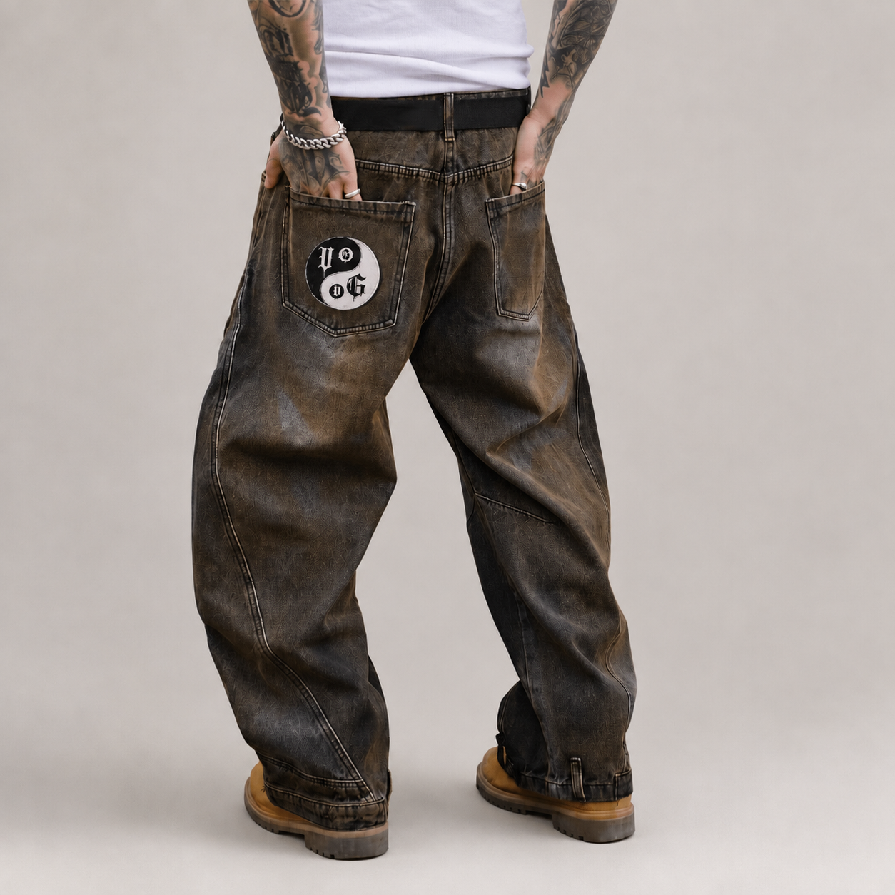 Y/Y Loose-Fit Washed Curved Jeans